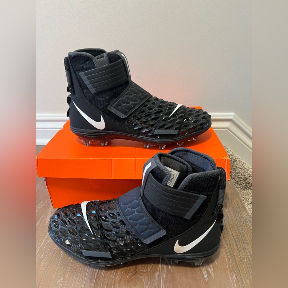 Nike Force Savage Elite 2 Black White Football Cleats AH3999-001 Men’s Size 12